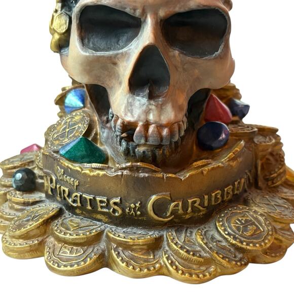 Pirates of the Caribbean Disney Store Plastic Coin Bank Skull Treasure with Plug - Picture 5 of 16